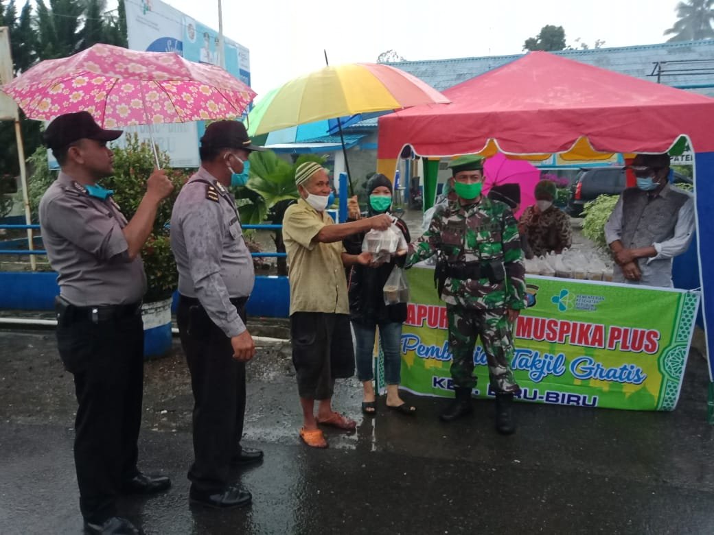 3 Pilar Kecamatan Biru-Biru Bahu Membahu Melakukan Aksi Sosial