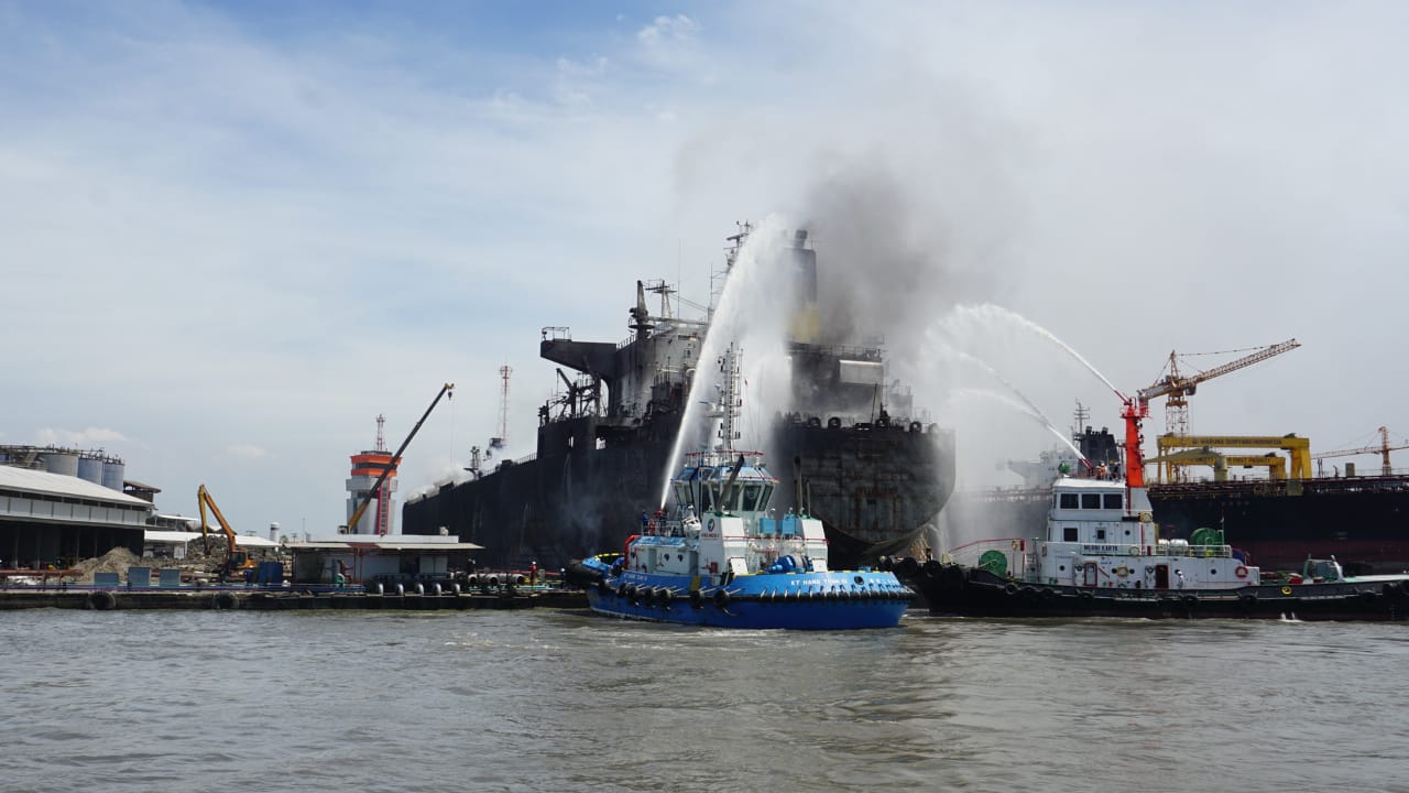 Korban Kebakaran Kapal Tanker MT Jag Leela Menjadi 22 Orang, 1 Orang Dikabarkan Meninggal