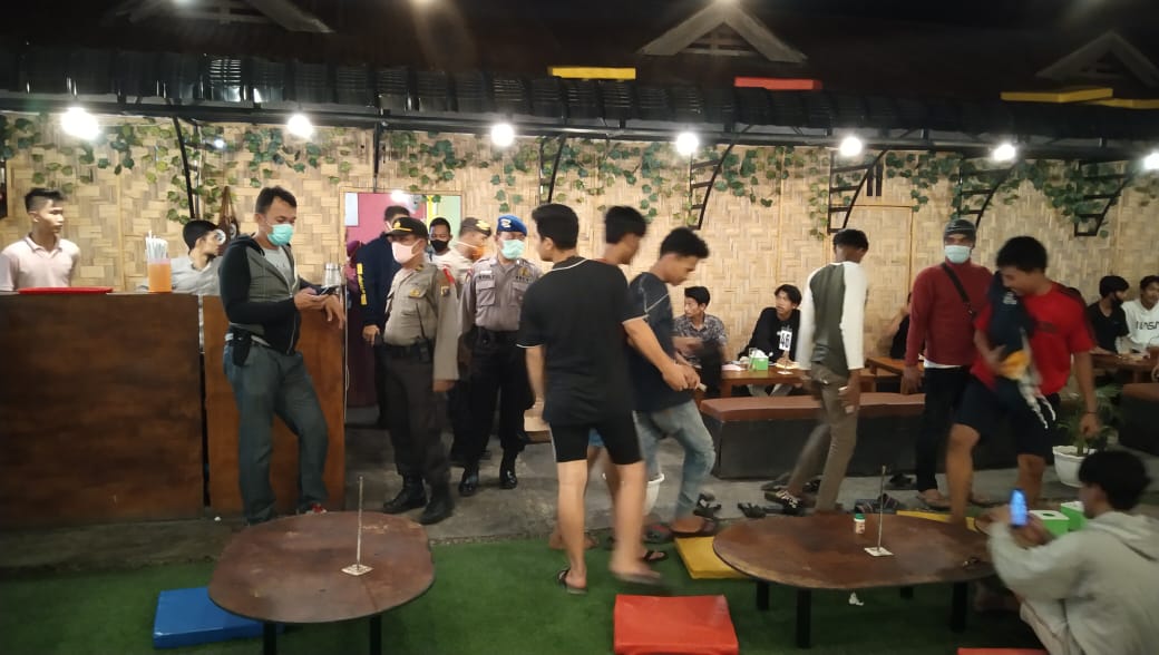 Cegah Virus Corona, Patroli Personil Polres Tanjung Balai Seser Hotel, Cafe dan Warung Tuak