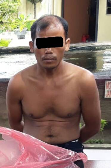 Seorang Nenek Dirampok Emasnya Saat Mengambil Wudhu