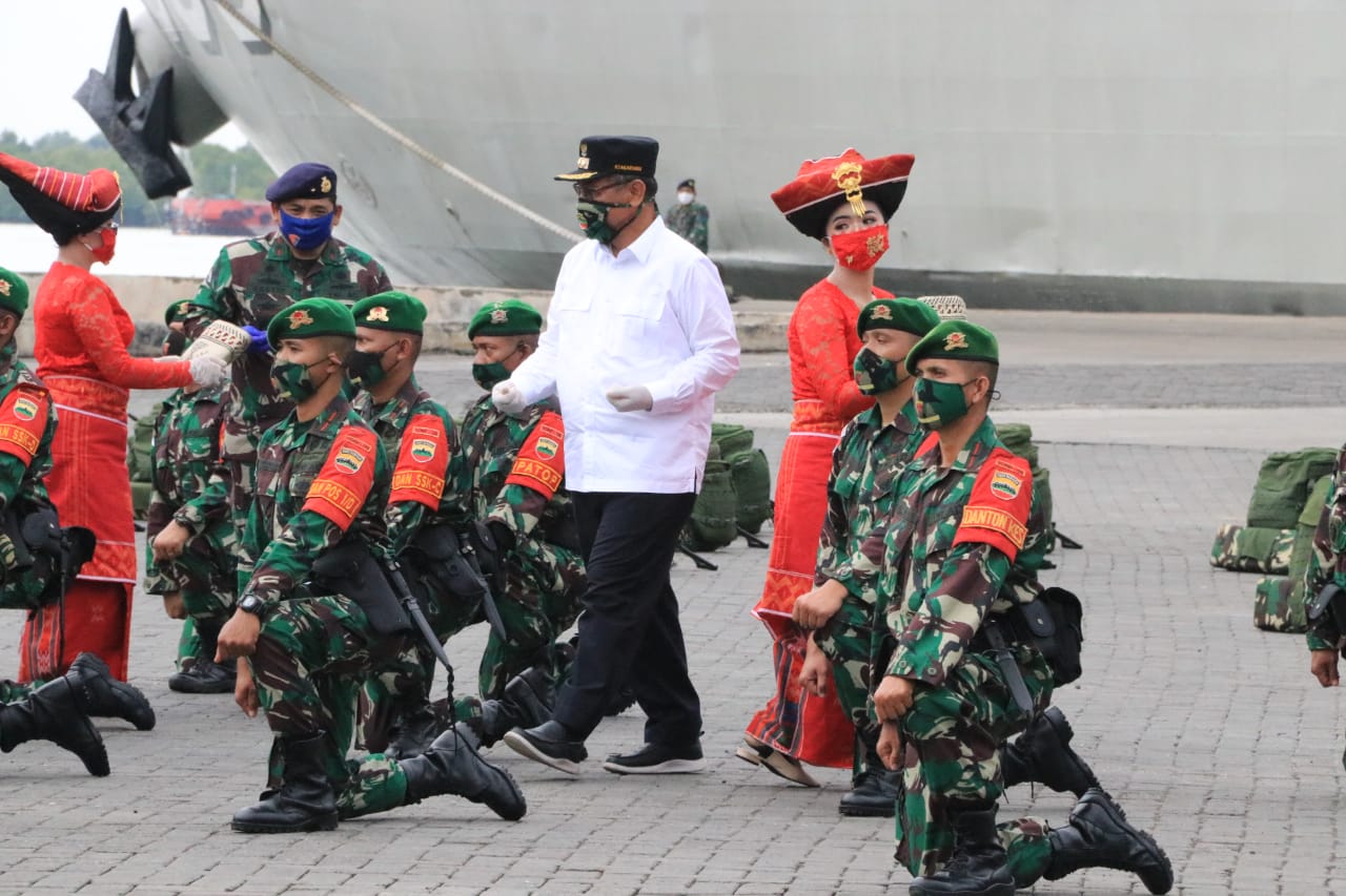 Akhyar Hadiri Pemberangkatan  Satgas Yonif 125/Simbisa  Tugas Jaga Perbatasan RI-PNG