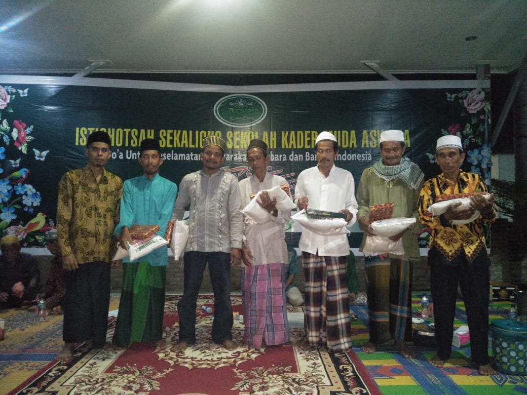 Aswaja Batubara adakan Doa Bersama, dan Berbagi Rezeki Jelang Idul Fitri 1441 H.