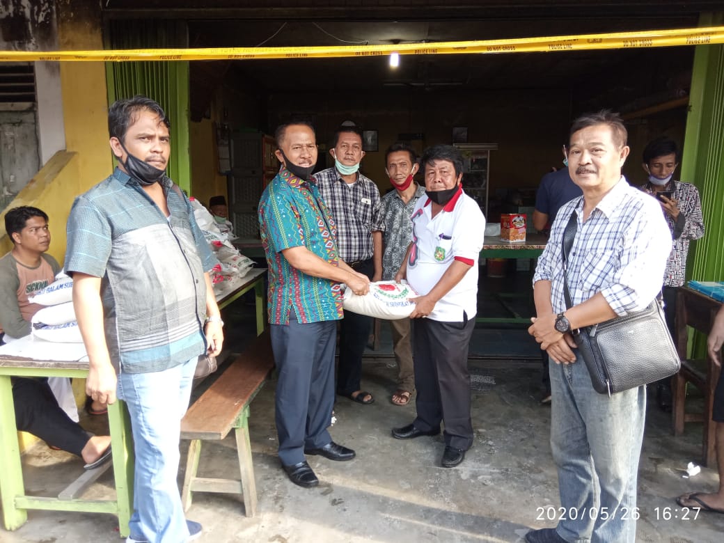 Maruli Siahaan SH MH Kunjungi Korban Kebakaran di Jalan Seto, Kel Ts II, Kec Medan Area