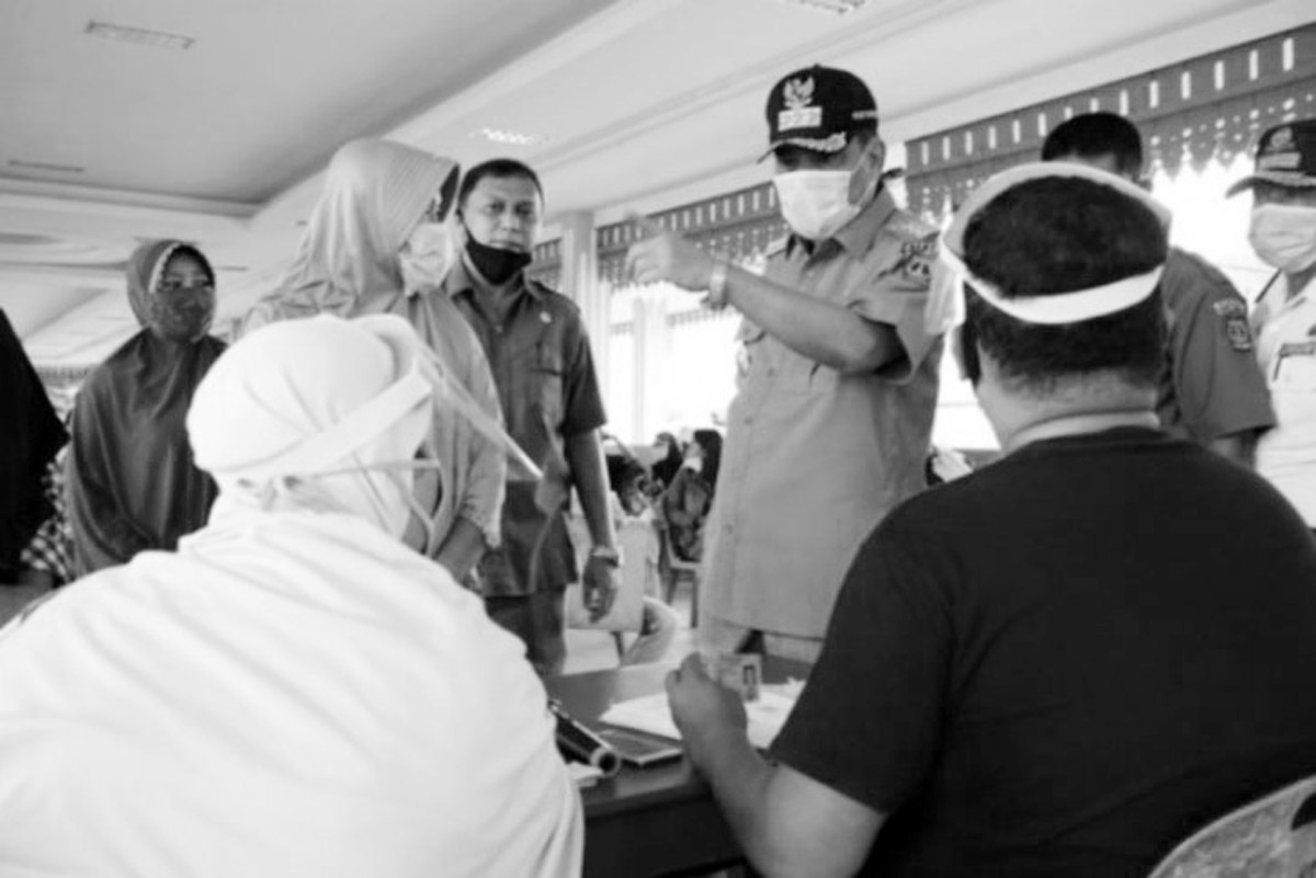 Abaikan Protokol Kesehatan, Pemko Tebingtinggi Bubarkan Penyaluran BST di Kantor Pos