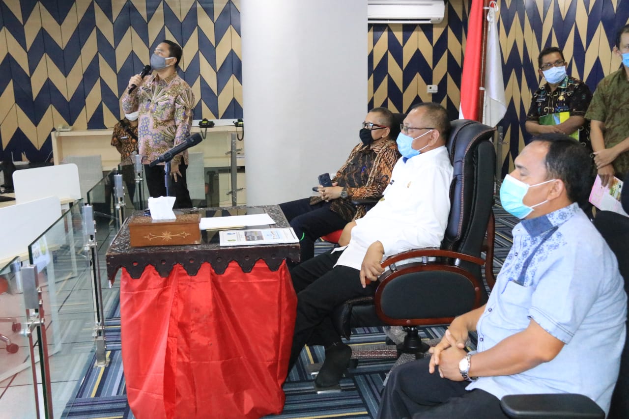 Akhyar Uji Coba Pendaftaran Siswa Baru SMP Negeri Melalui Situs Online