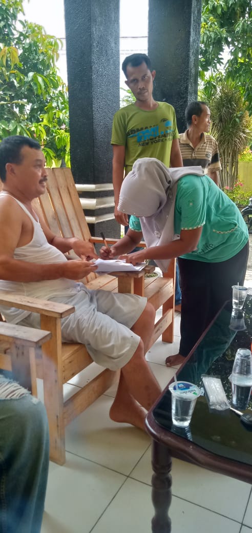 Kepala Desa Baru Salurkan Bantuan Sembako Dari Pemprovsu