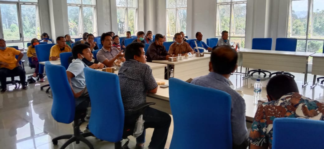 Hasil PPDB Dinilai Tidak Transparan, Puluhan Orang tua Datangi DPRD Toba