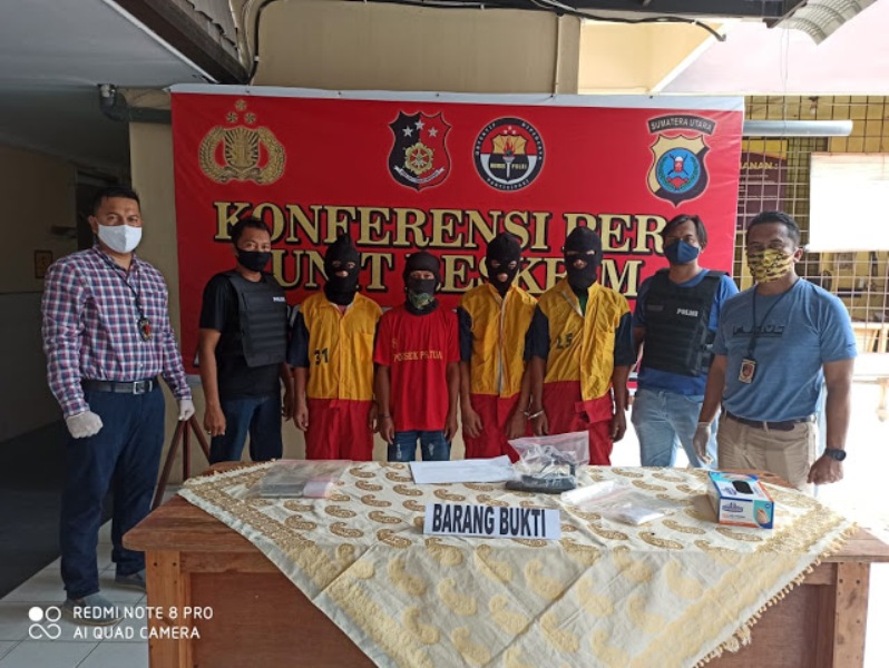 Polsek Percut Sei Tuan Ringkus Bandar Shabu, Empat Pria Berikut 200 Gram Shabu Diamankan