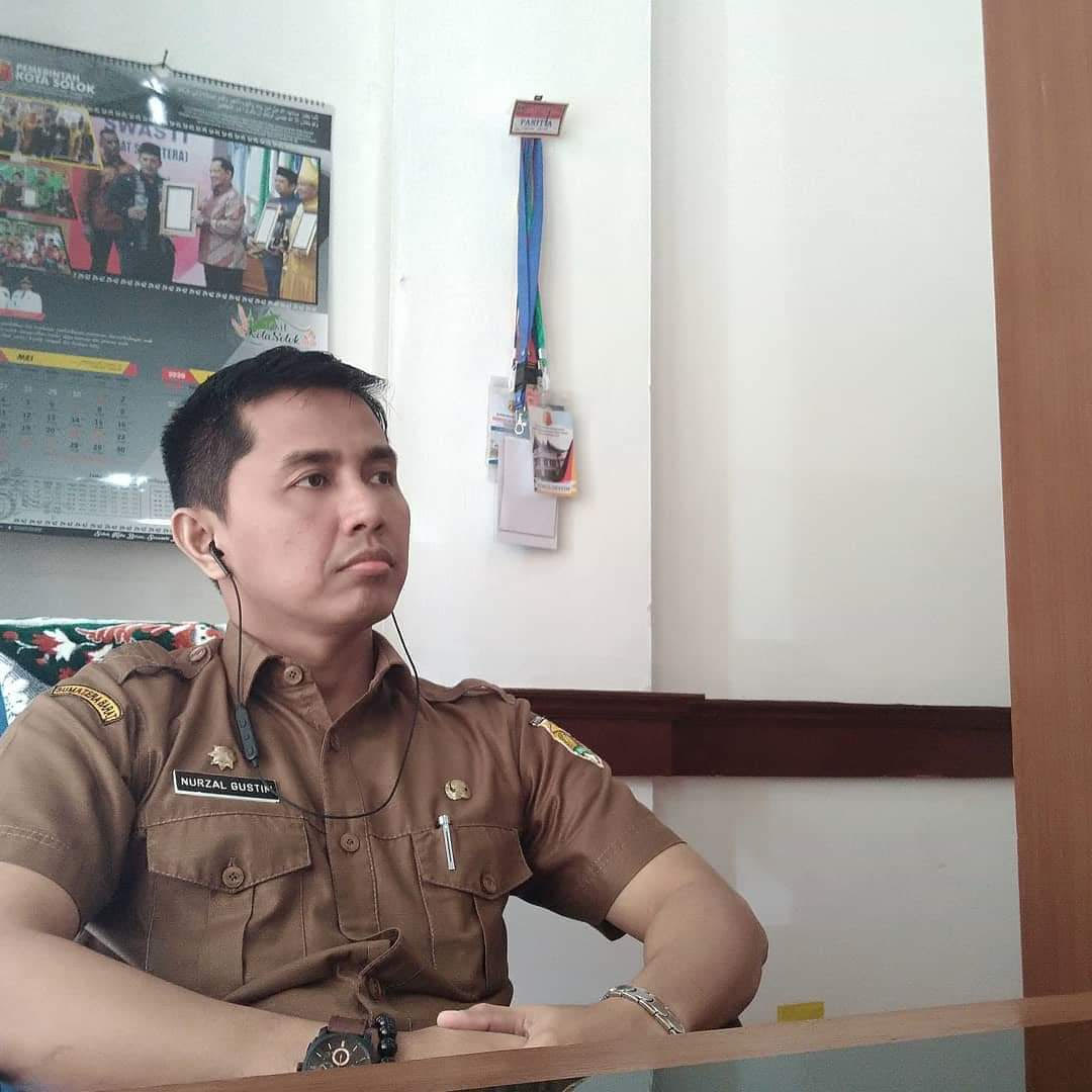 Pemko Solok berikan Pedoman adaptasi bagi pedagang dan pembeli di pasar raya