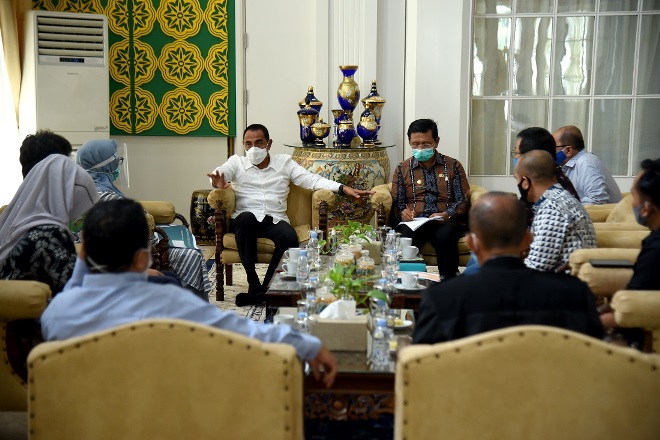 Pastikan Patuhi Protokol Kesehatan  Gubernur Edy Minta Dilakukan Simulasi  Sebelum UTBK-SBMPTN 2020