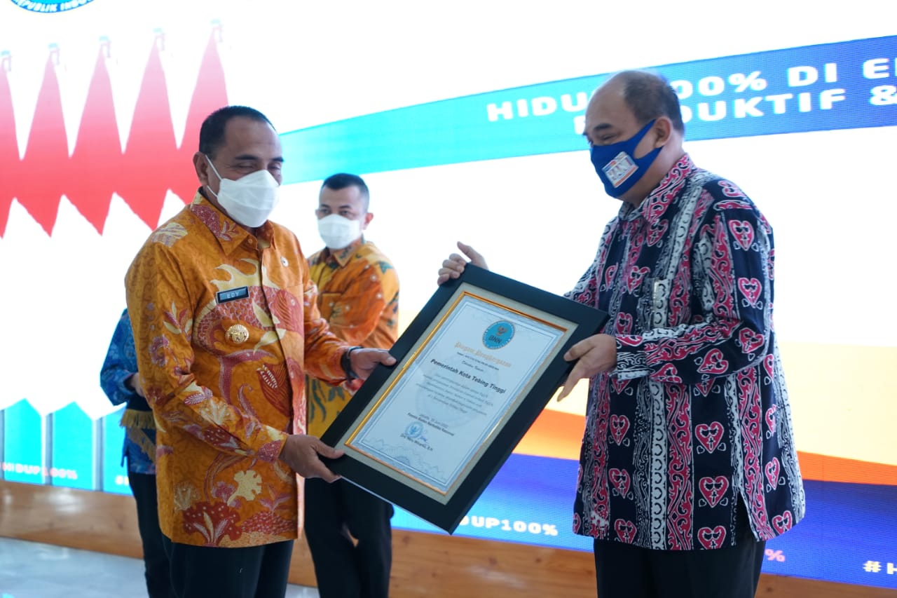 Peringatan HANI 2020, T.Tinggi Raih Penghargaan P4GN