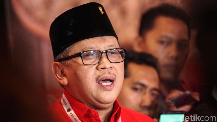 PDIP Persilahkan Akhyar Nasution Out