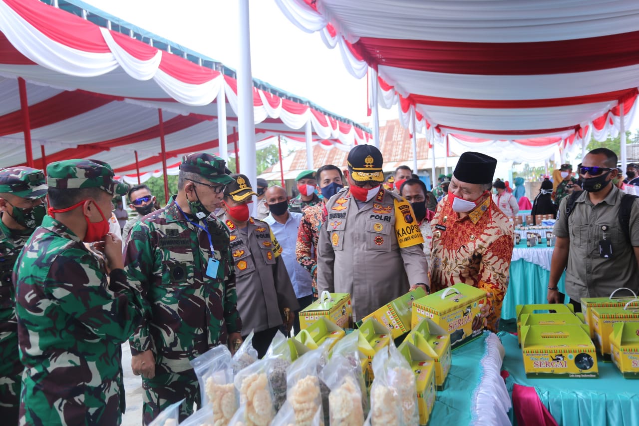 Kapolda Sumut dan Pangdam I/BB Tinjau Hasil Inovasi Ketahanan Pangan Masyarakat DesaÂ 