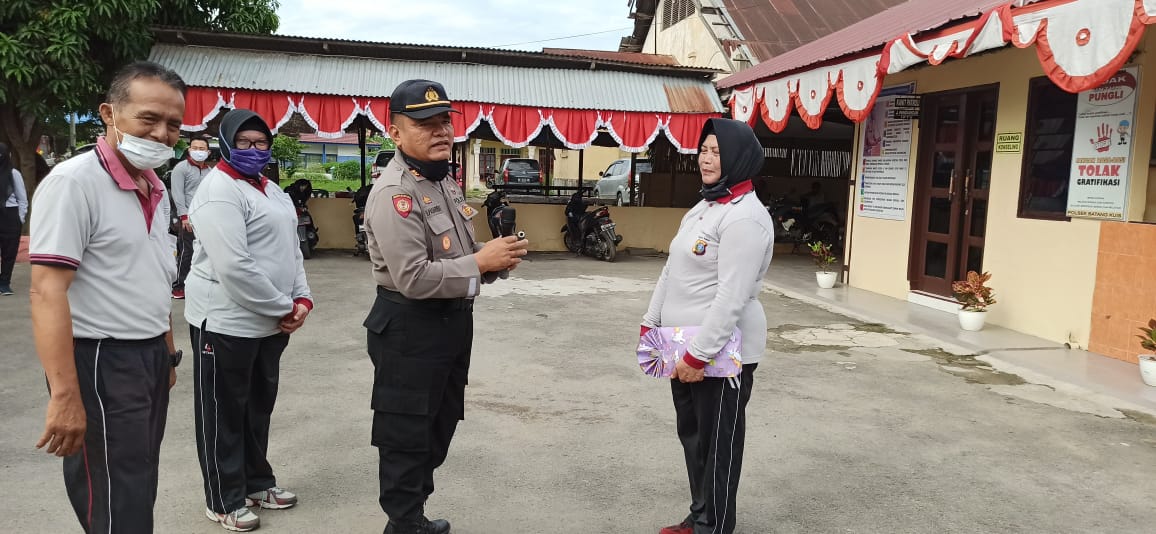 Kapolsek Batang KuisÂ  Lepas Personil Yang Purna Bakti