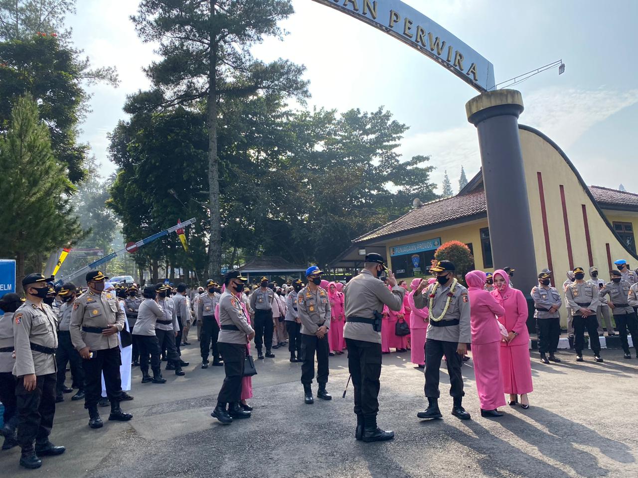 Tiba di Setukpa, Brigjend Pol Mardiaz Disambut Parade Welcome
