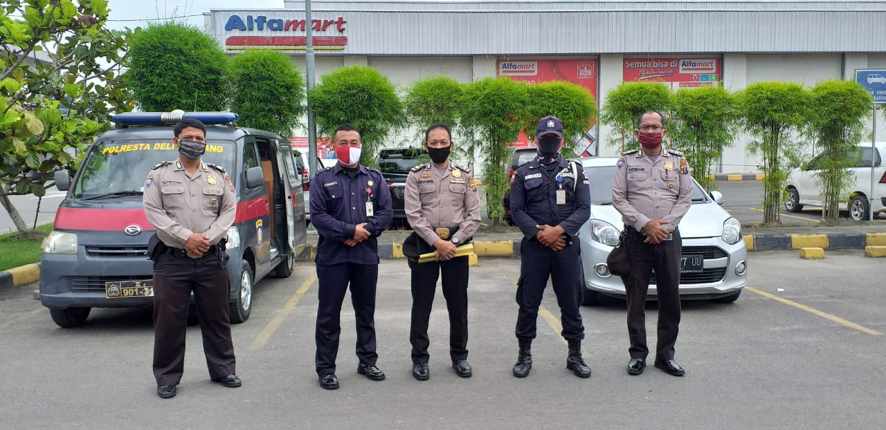 Polresta Deli Serdang Gencar Sosialisasikan Adaptasi Kehidupan Baru Kepada Pelaku Usaha