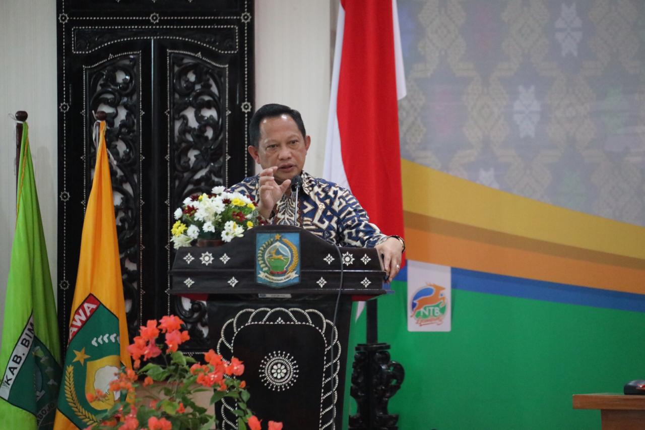 Soal Pembentukan Komite Penanganan Covid-19 & Pemulihan Ekonomi Nasional, Mendagri : Kesehatan dan Ekonomi Harus Diselamatkan