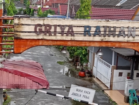 52 KK Warga Perumahan Griya Raihan Minta Taufik Hilmi Pertangungjawabkan Pengelola Keuangan