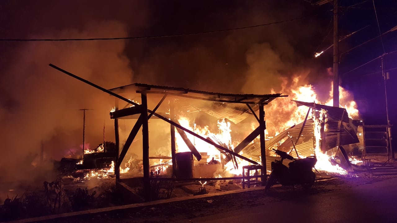 7 Rumah Terbakar, 4 Hangus Dilalap Sijago Merah di Desa Simatibung Kecamatan Laguboti