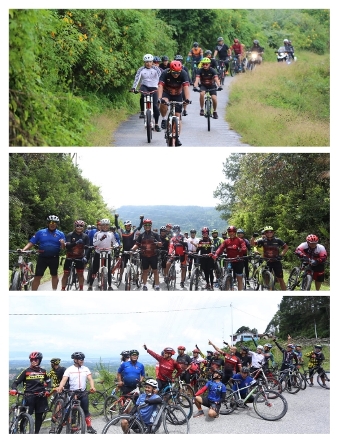 Sambil Bersepeda dari Toba-Asahan, Kapoldasu Sapa Warga