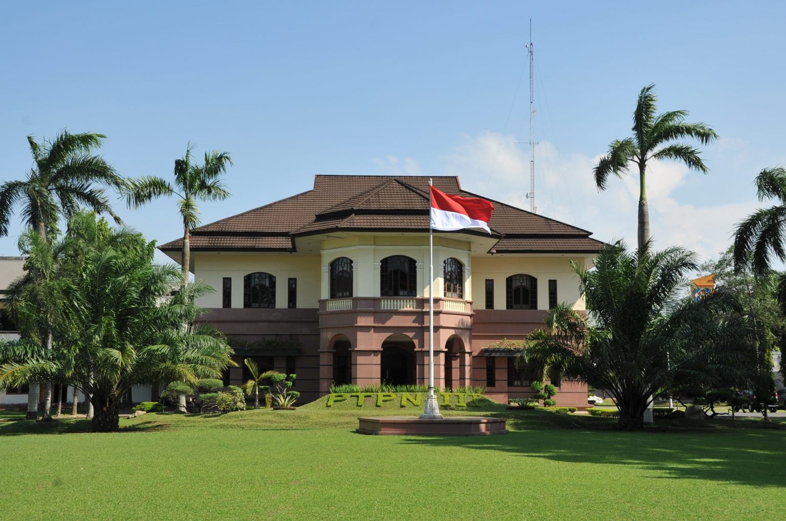 Pegawai Positif Covid-19 , Karyawan PTPN III Kerja dari RumahÂ 