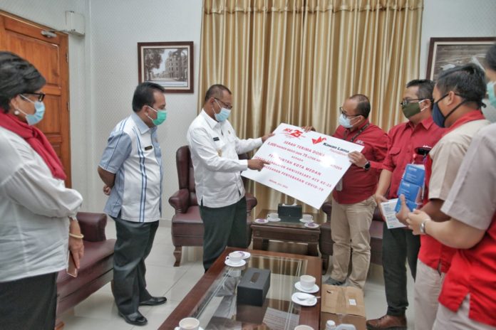 Pemko Medan Terima Bantuan 5000 Masker dan 75 Liter Hand Sanitizer