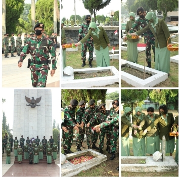 Danyonkav 6/NK Mayor Kav Dani Prasetyo Wibowo Pimpin Ziarah Makam Pahlawan