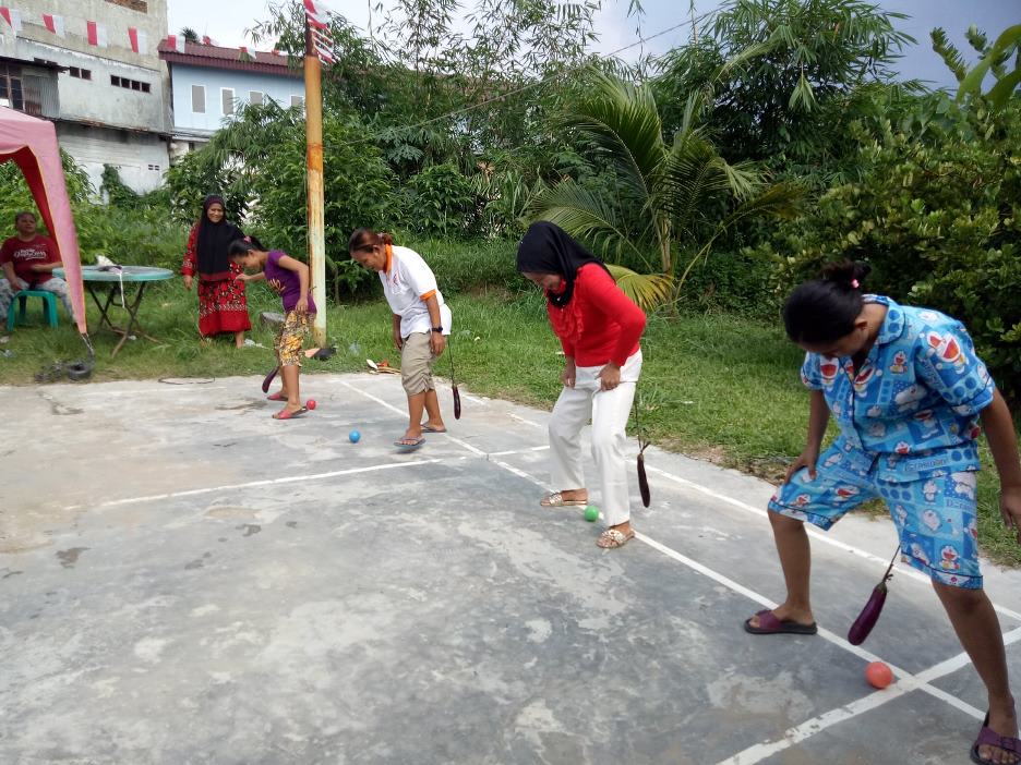 Warga Kp Mandailing Medan Baru Larut Dalam Lomba 17-an