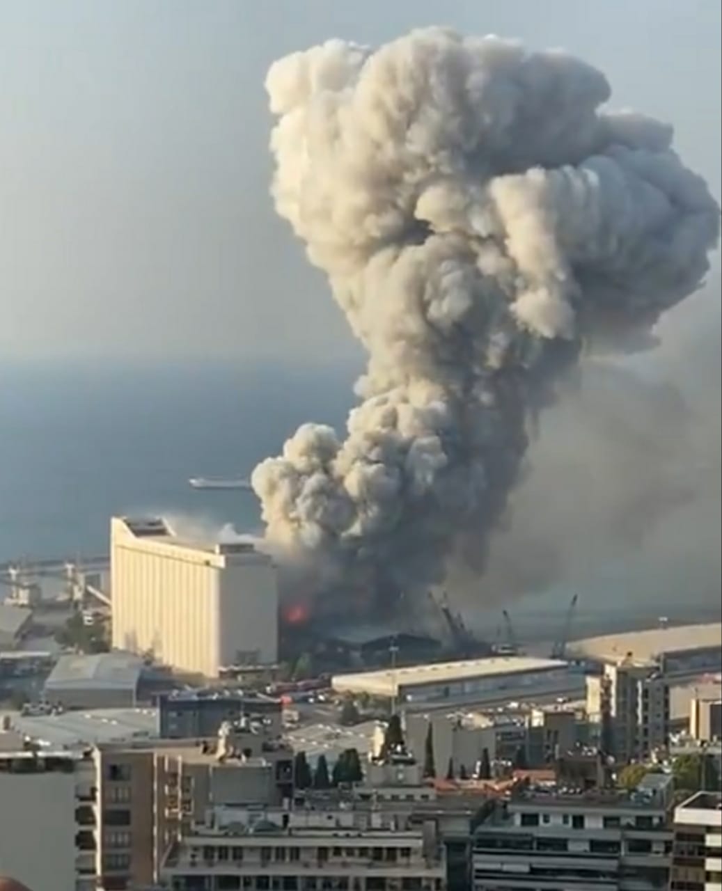 Kebakaran Hebat Guncang Beirut, Ini Penjelasan Dubes RI di Beirut  Hajriyanto Y Tohari