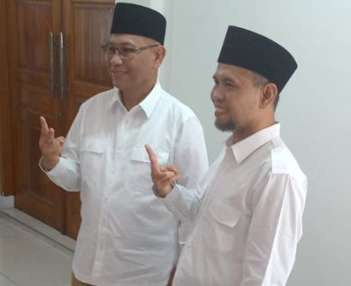 Besok, Akhyar-Salman Daftar ke KPU Medan Naik Sepeda