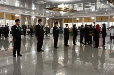 Gubsu Lantik 10 Pjs dan Satu Pj Kdh Se Sumut, Dahler Lubis Pjs Bupati Madina