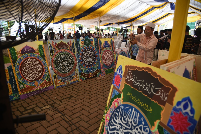 Kaligrafi Dekorasi Salah Satu Cabang Favorit Pengunjung MTQ ke-37 Sumut