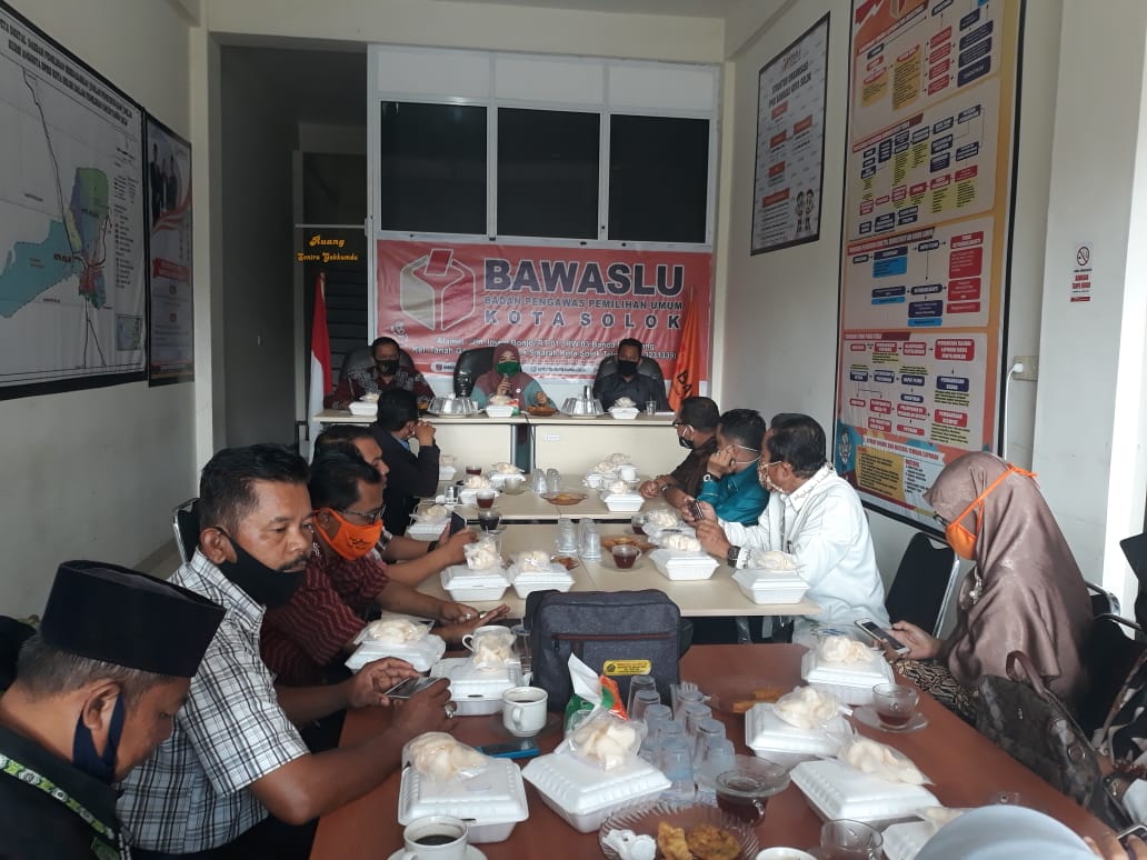 Bawaslu Kota Solok Gandeng Penyuluh Agama Melakukan Pengawasan Pilkada 2020