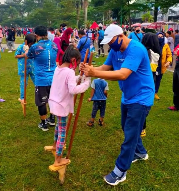 Warga Senang Ada Pojok Permainan Rakyat di Lapangan Merdeka Medan