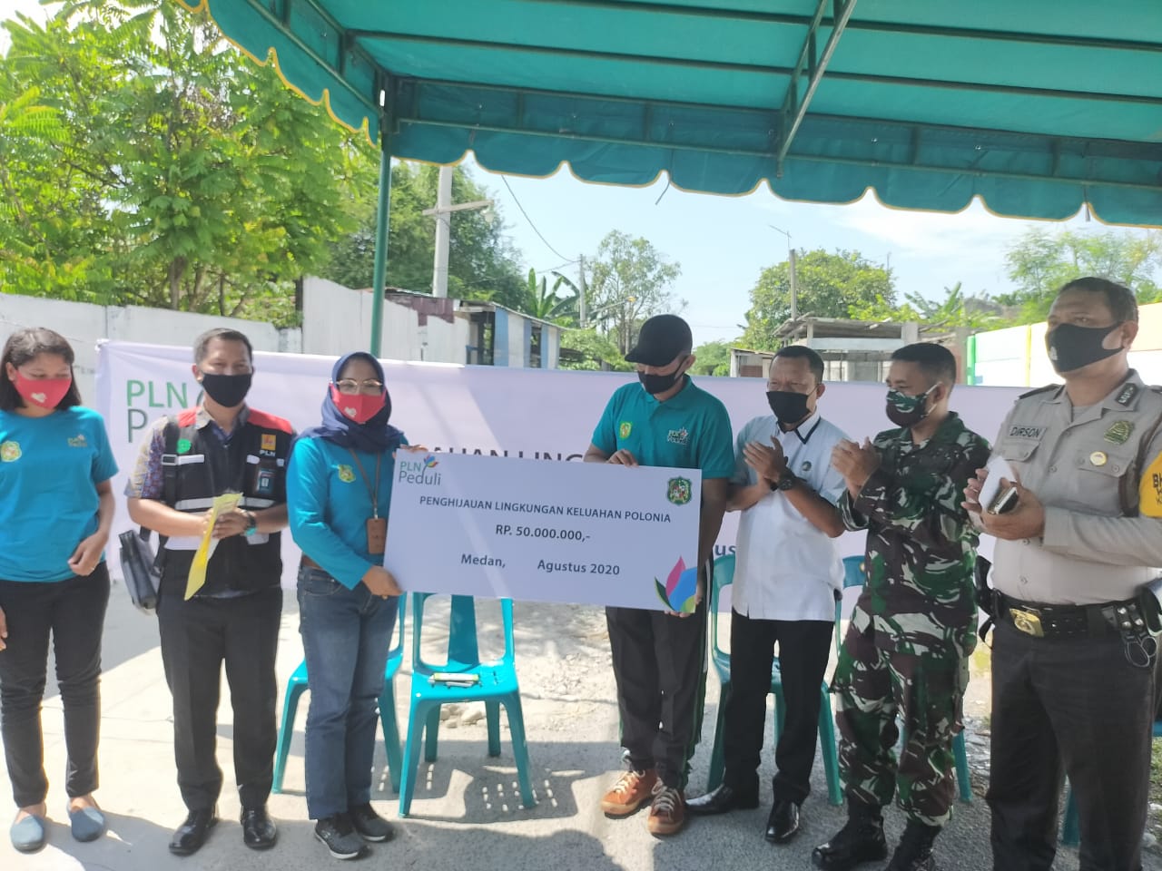 PLN UIP Sumbagut Lakukan Penghijauan di Medan Polonia