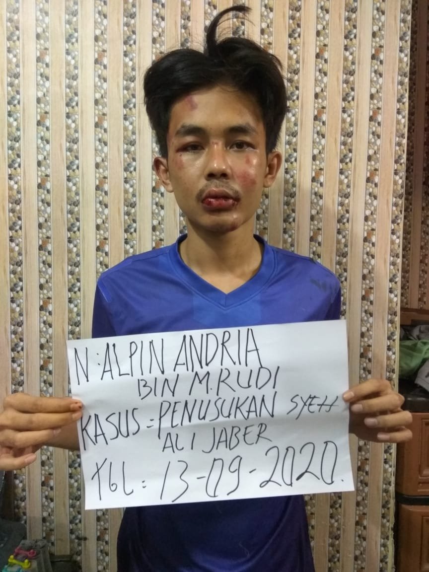 Inilah Arief Pelaku Penikaman Syekh Ali Jaber di Lampung,