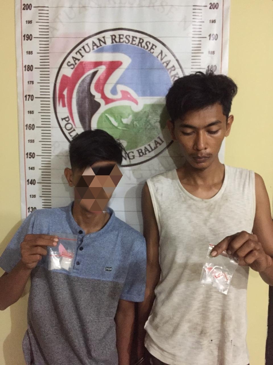 Reskrim Polsek Datuk Bandar Tangkap 2 Pemuda Pemilik Shabu