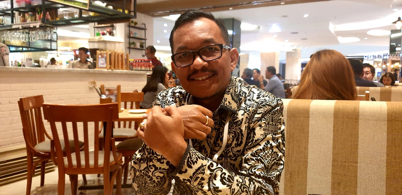 Soal Demo, Ilyas Sitorus : 