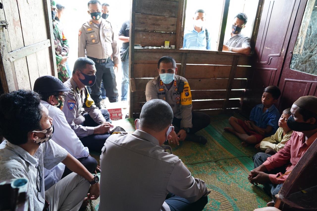 Kapolres Tanjung Balai Laksanakan PRM Berbagi Kasih Kepada Warga yang Kurang Mampu