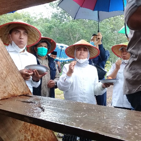 Kunker Ke Desa Runding Madina, Masyarakat Harapkan Gubsu Edy Perbaiki Jalan