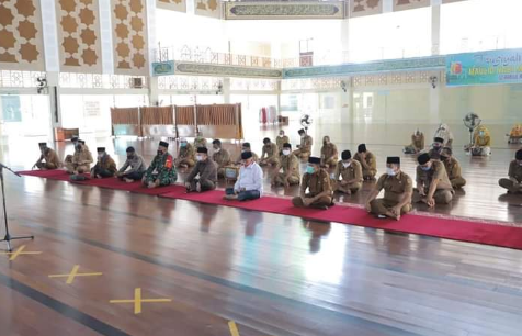 Pemko Solok gelar Tausiyah  bersama ustad. Drs. H. Drs. Ristawardi Datuak Nan Dipatungkek Ameh