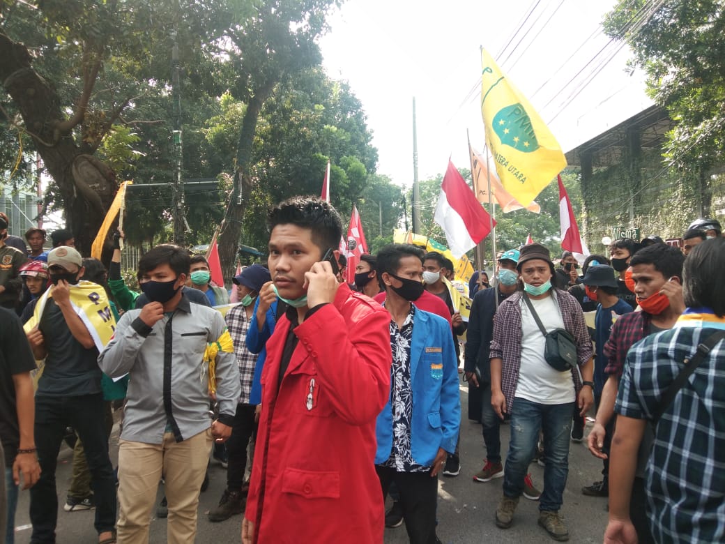 GMNI-PMII Medan Buat Tim Judical Review,  Hadapai Omnibuslaw Cipta Kerja Yang Disahkan DPR