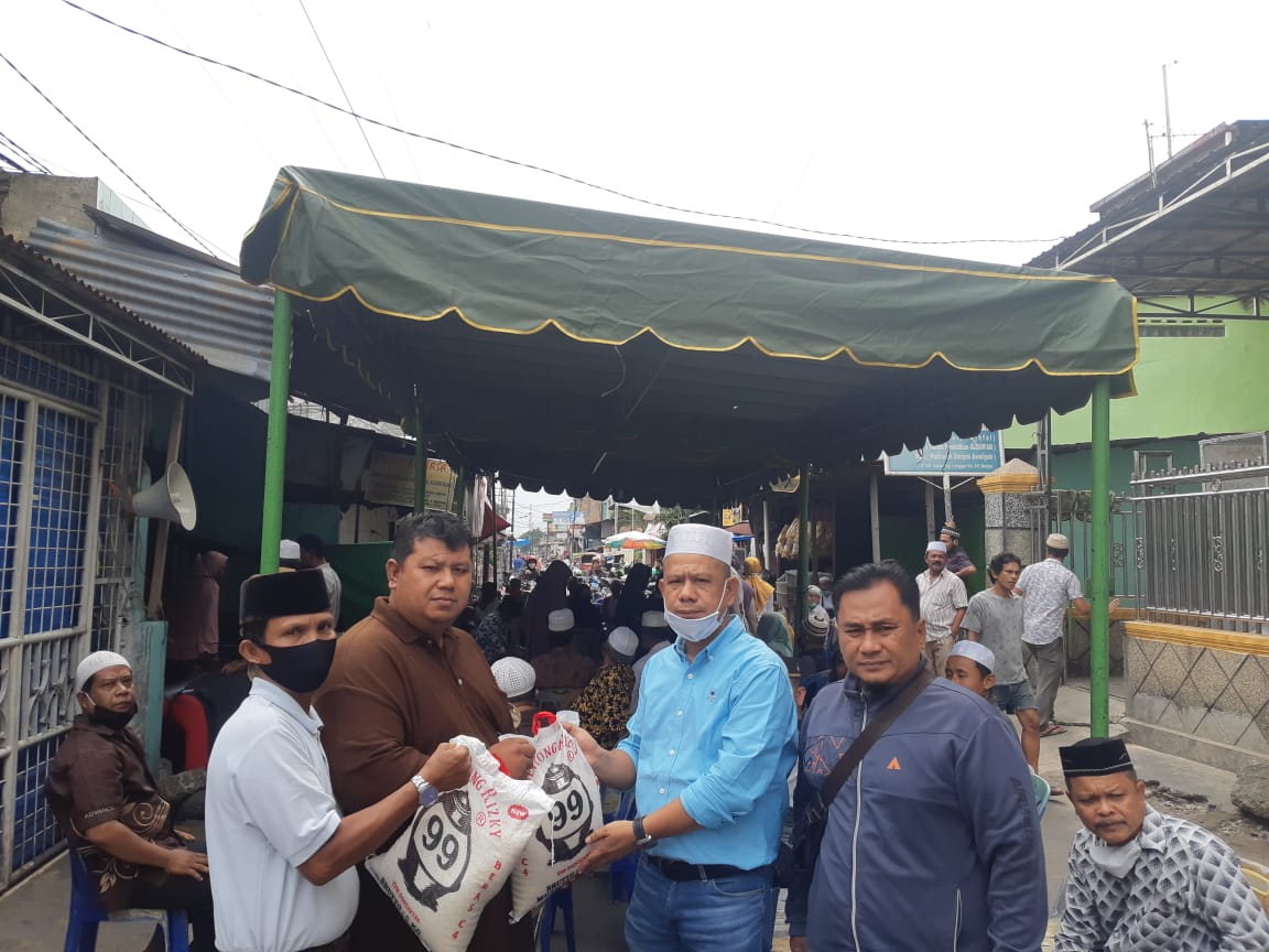 Ketua Pewarta Berikan Santunan Kepada Keluarga Almarhum Suhardi
