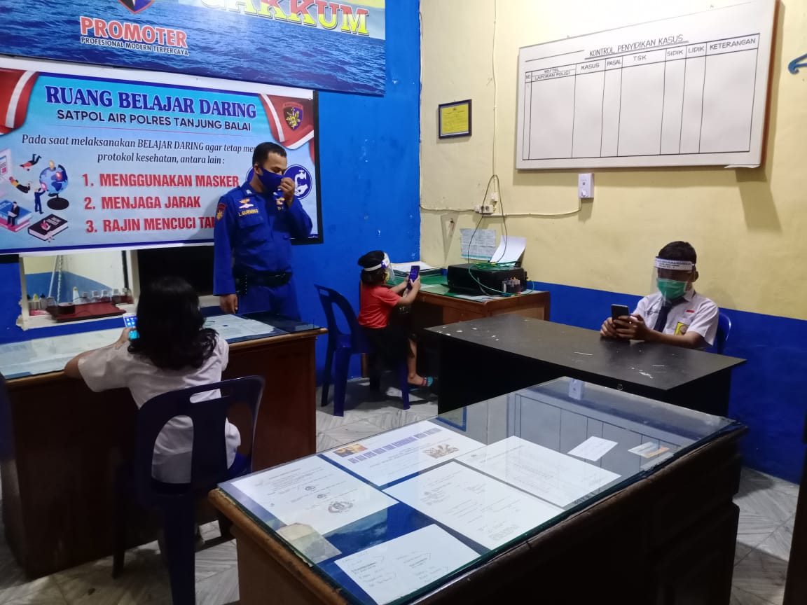 Giat Sat Polair Polres Tanjung Balai Hari ke 2 Belajar DARING Ajak Pelajar Patuhi Prokes