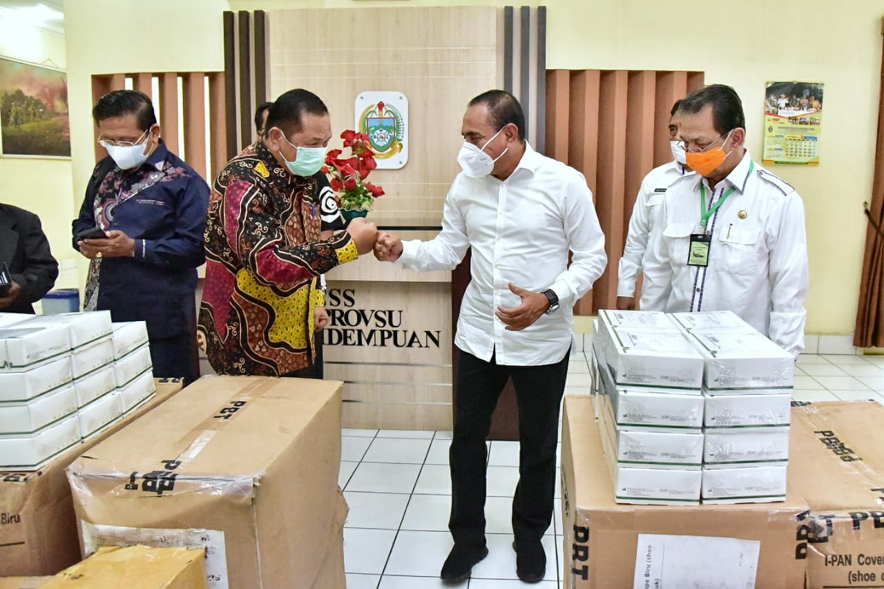 Walikota Irsan Nasution Terima APD dari Gubsu Edy Rahmayadi