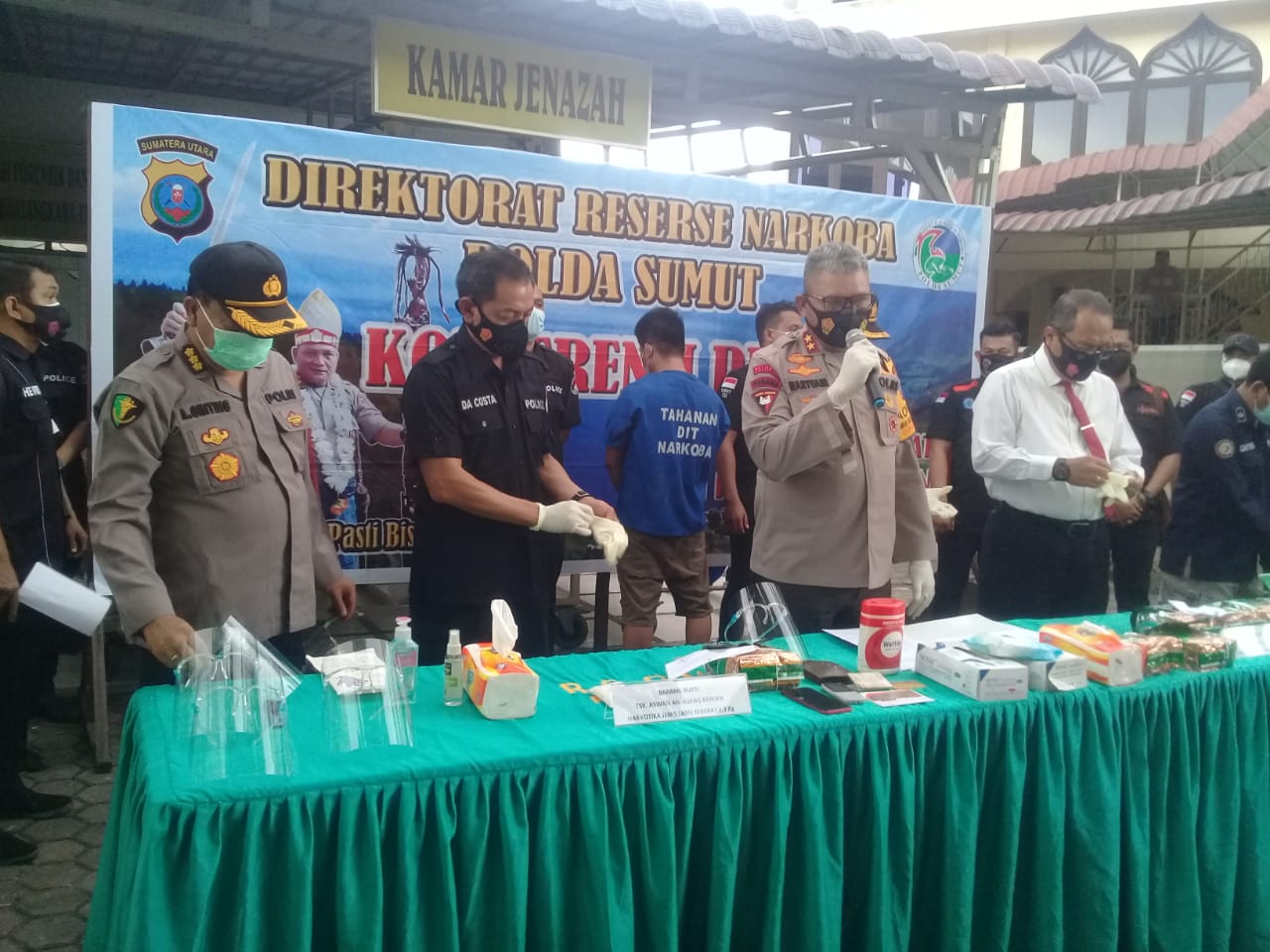 Polda Sumut Ungkap 6275 Kasus Peredaan Narkotika Periode Oktober 2019 Hingga 11 Oktober, 8188 Orang Tersangka Diamankan, 15 Orang Tewas Ditembak