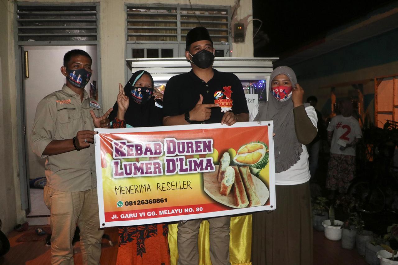 Bukan Settingan! Orderan Kebab Durian Meroket Usai Kunjungan Bobby Nasution dan Suwarno Ketum Re-Born