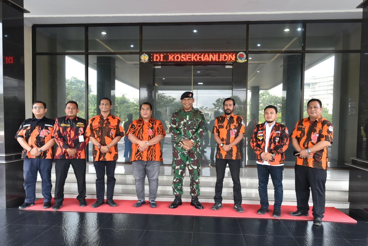 Pangkosekhanudnas III Marsekal Pertama TNI Esron S.B. Sinaga : Apresiasi Giat Kemanusiaan Pemuda Pancasila Sumut Hut ke 61