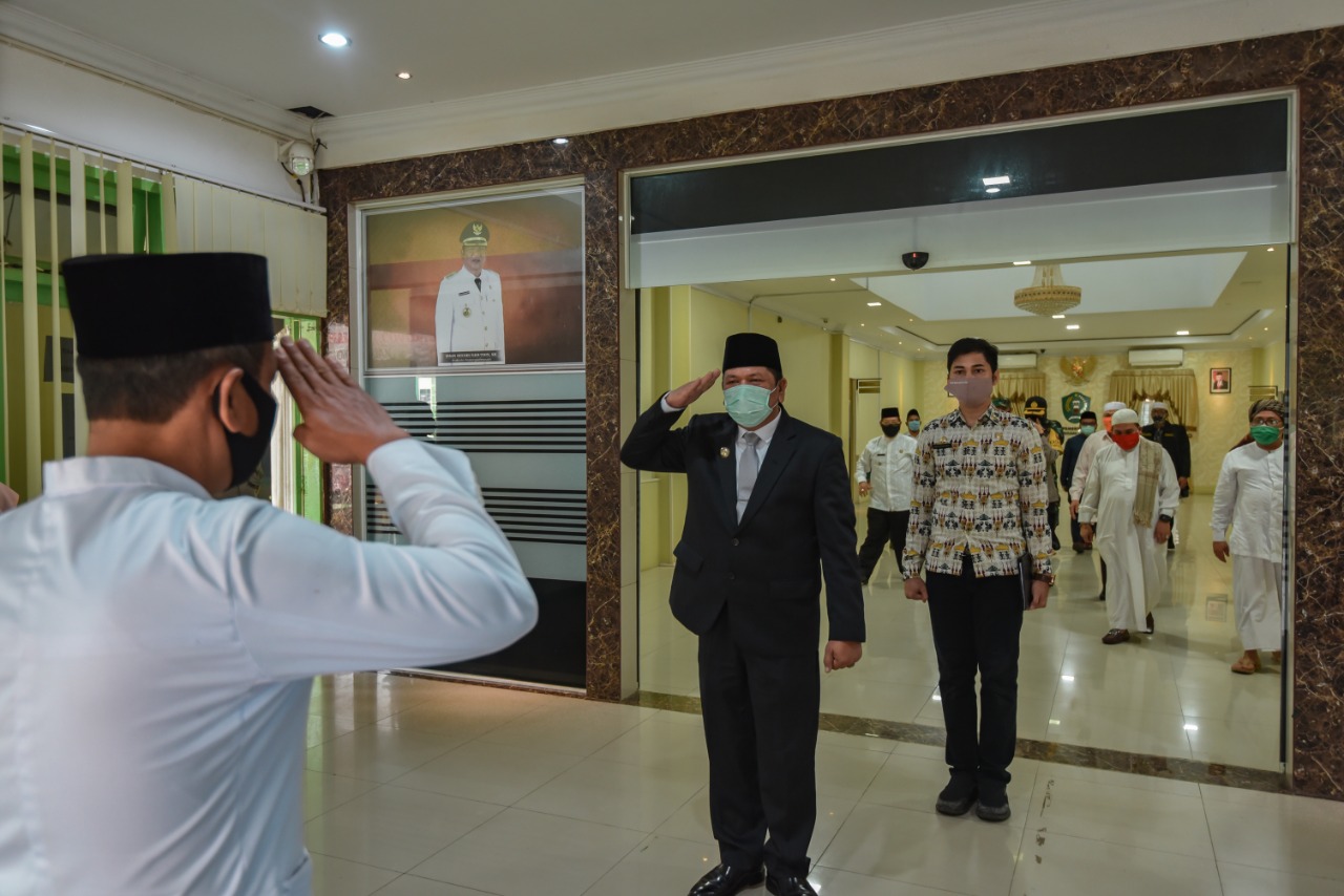 Walikota Irsan Efendi Nasution : Santri Memiliki Hari Teramat Istimewa