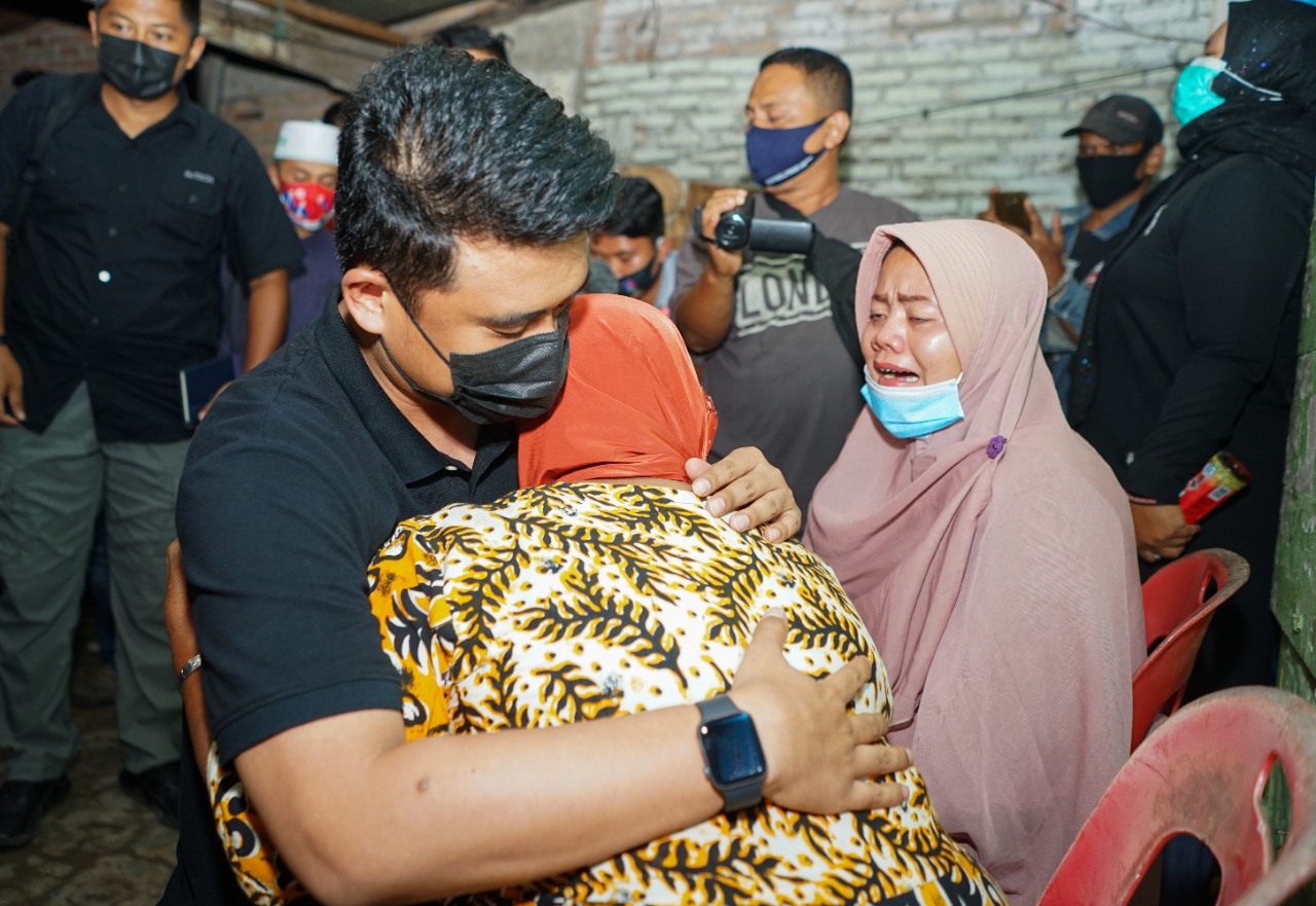 Empati, Bobby Sambangi Kaisem Terharu, Dipeluk Erat Doakan Bobby Jadi Walikota